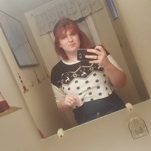 Meet your Posher, LeyLey